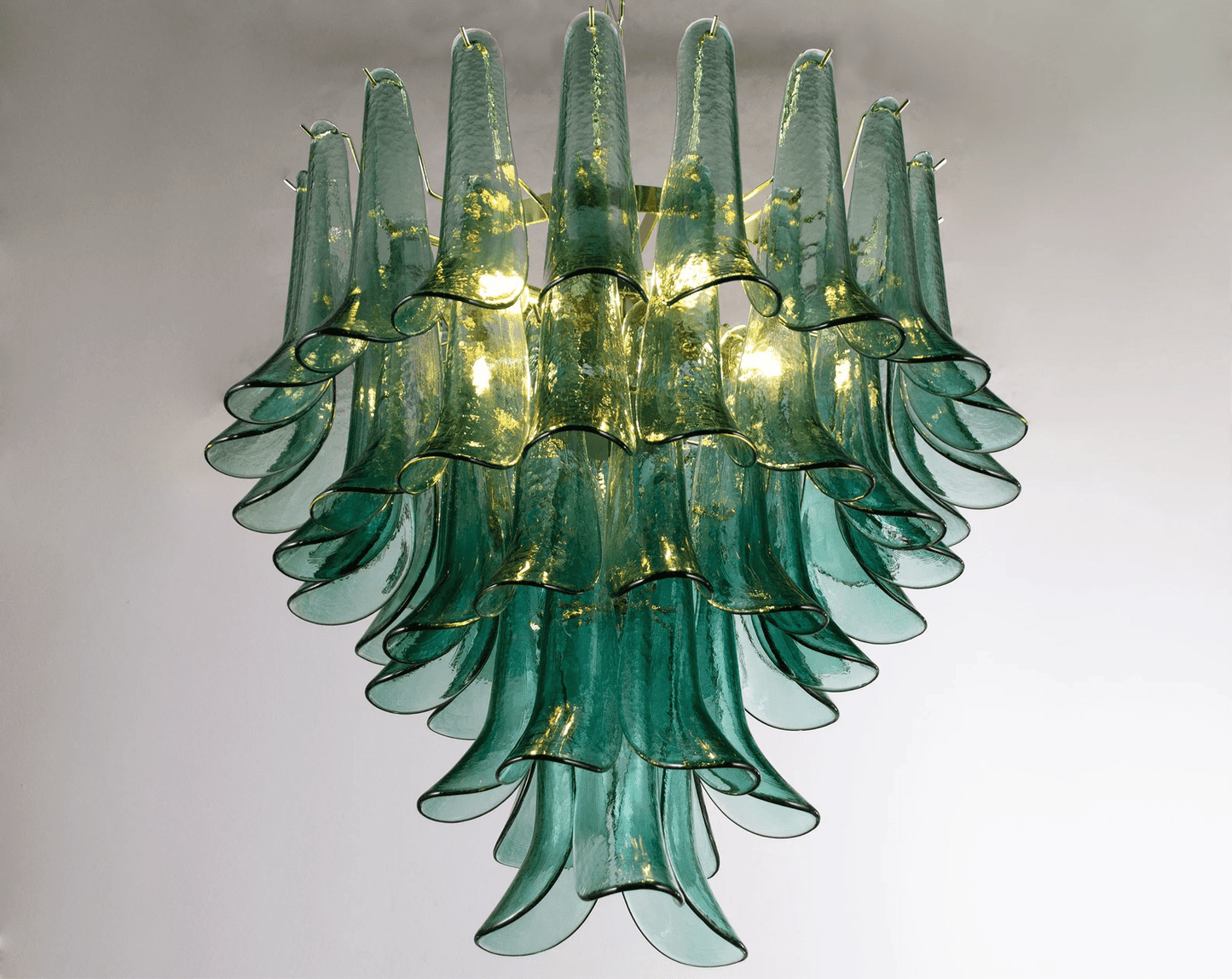 Petali Chandelier - Elegant Design with Adjustable Brightness & Energy