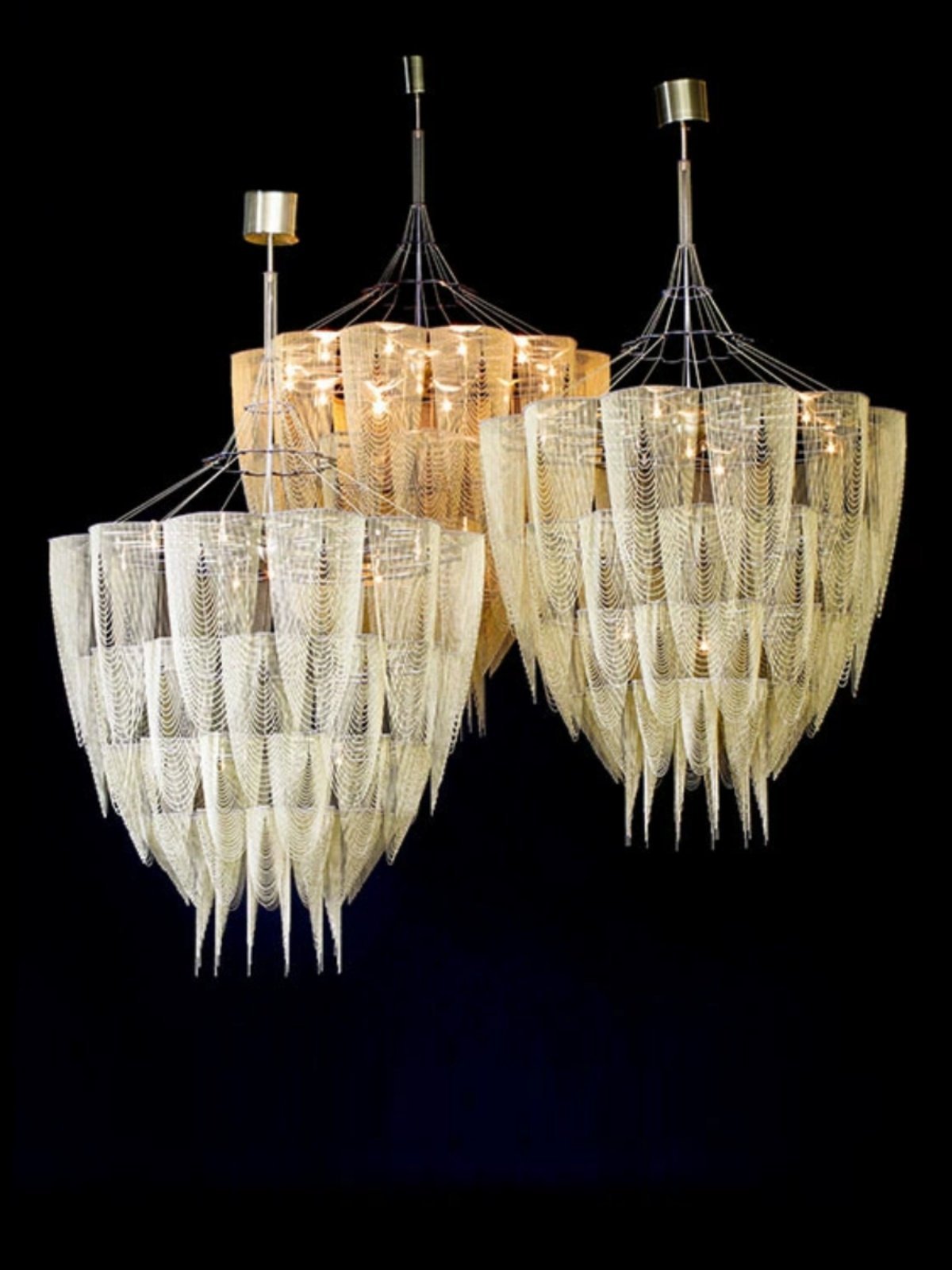 Cascade Aluminum Chain Chandelier - Modern Design with Adjustable Heig