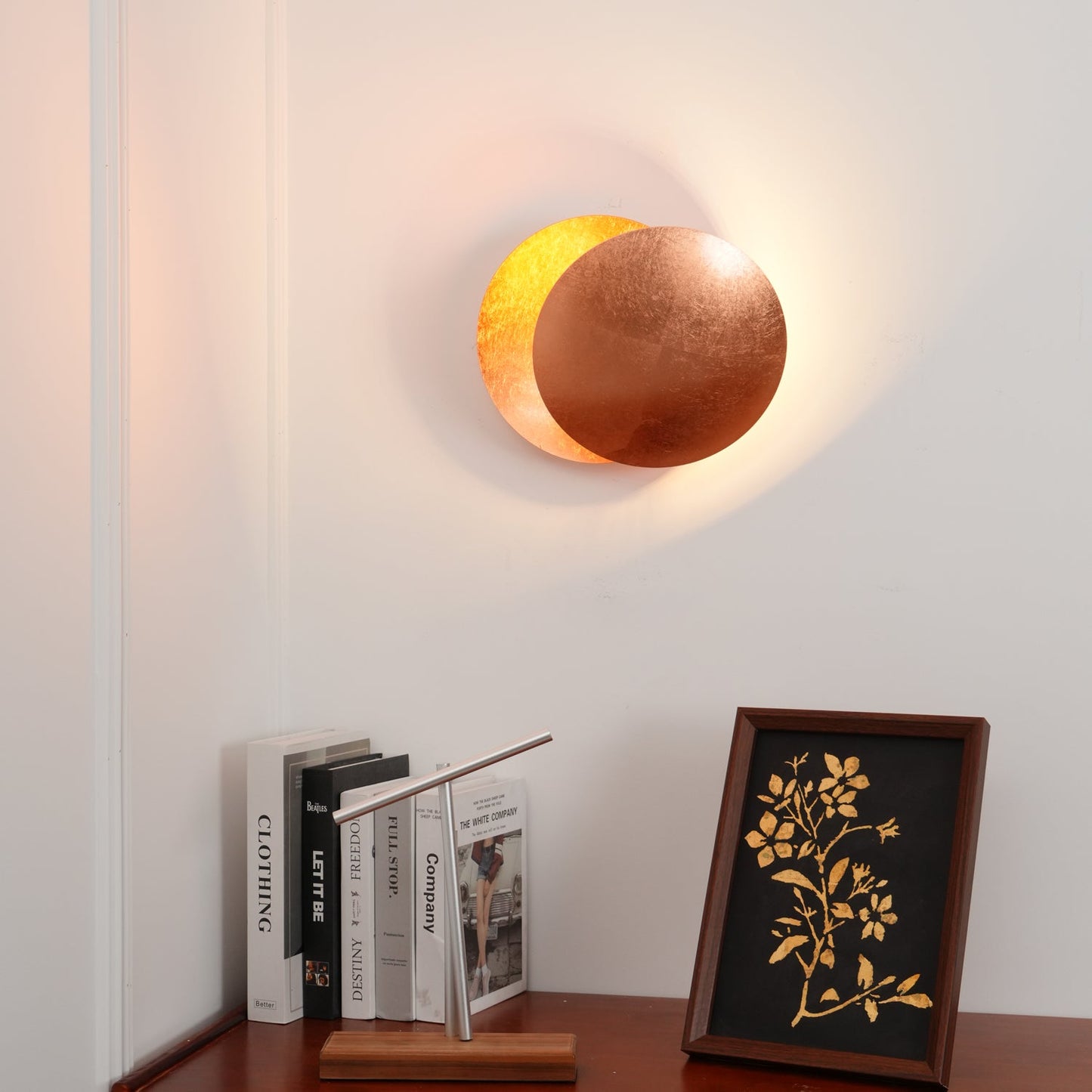 Giorgio Modern Wall Lamp – Adjustable Angle, Energy-Efficient LED