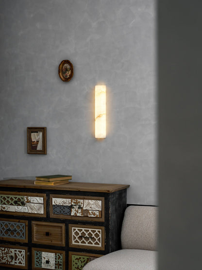 Alabaster Wall Light - Elegant Design, Adjustable Brightness