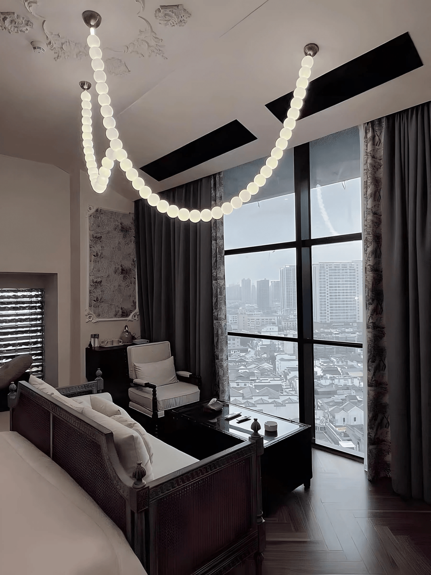Halti Acrylic Chandelier Necklace - Elegant Design, Lightweight & Dura