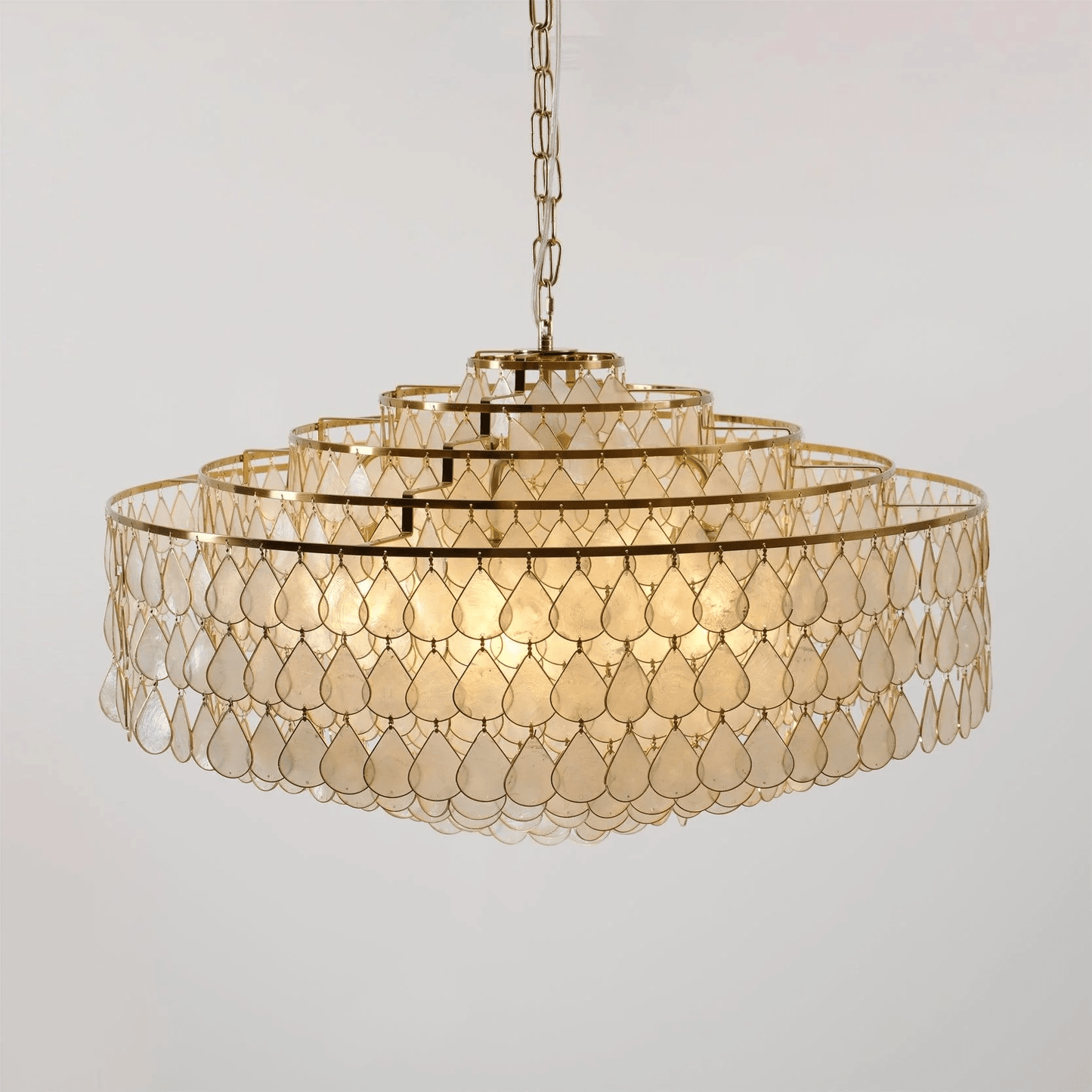Elegant Teardrop Shell Chandelier - Dimmable, Adjustable Height