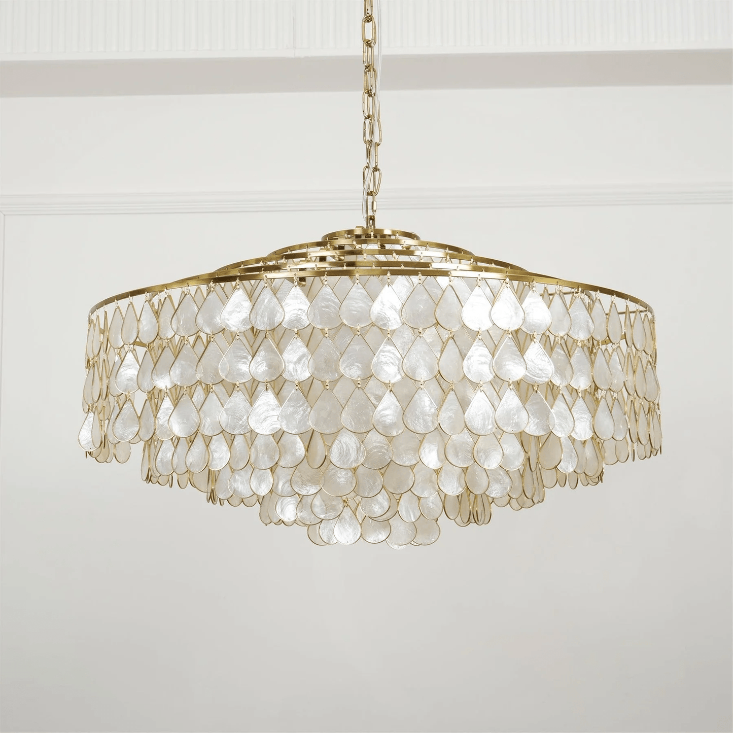 Elegant Teardrop Shell Chandelier - Dimmable, Adjustable Height