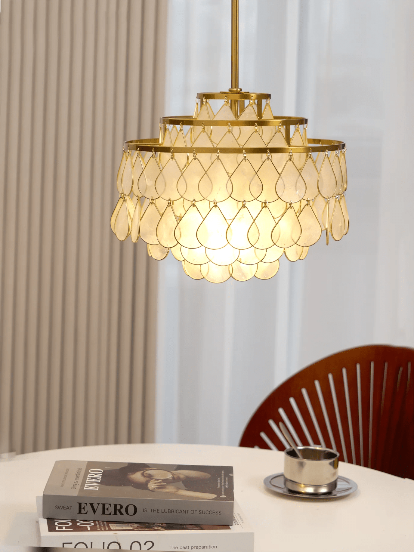 Elegant Teardrop Shell Chandelier - Dimmable, Adjustable Height