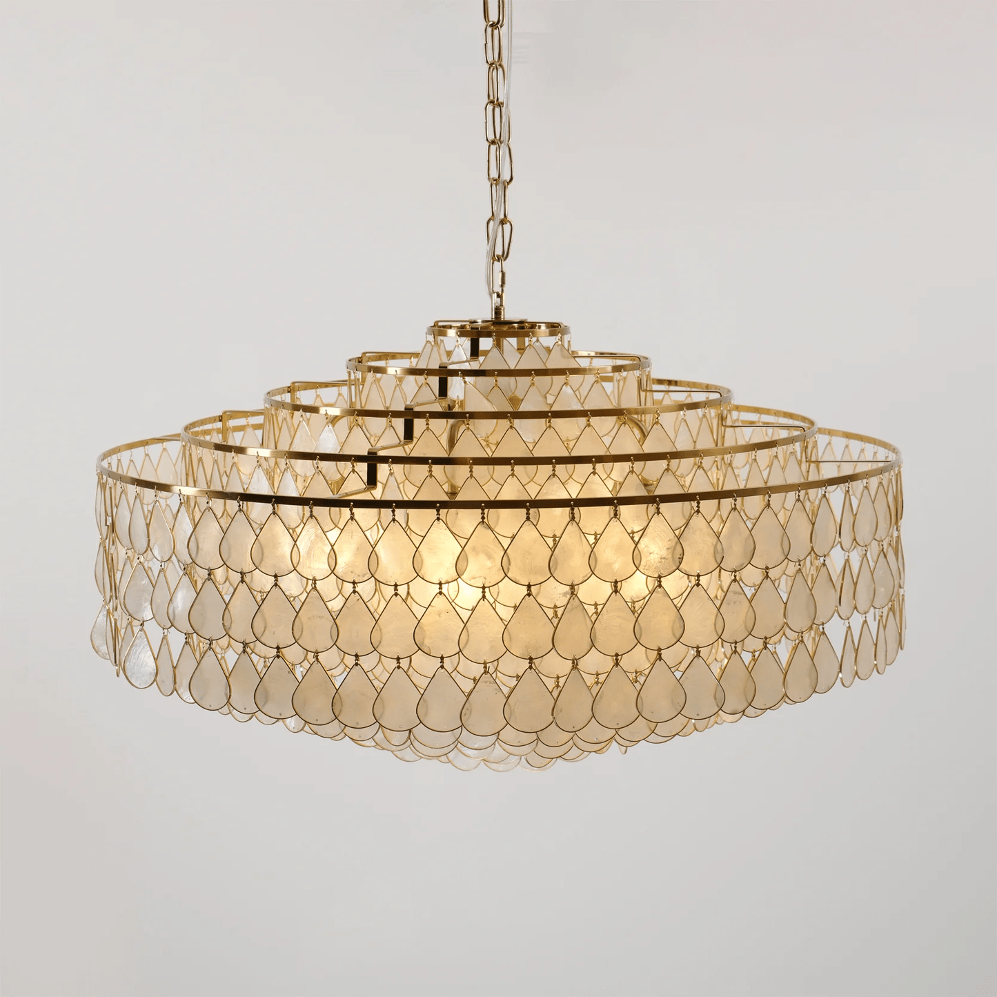 Elegant Teardrop Shell Chandelier - Dimmable, Adjustable Height