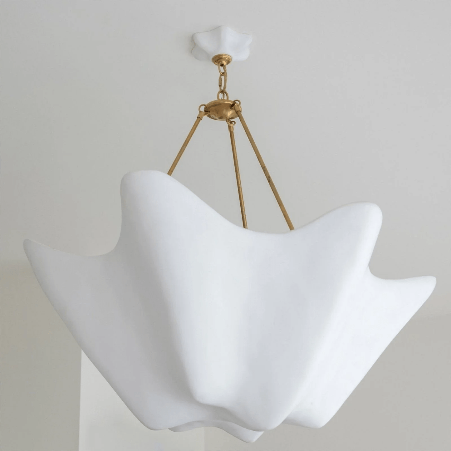 Luvonea Plaster Chandelier - Elegant Design with Adjustable Height & L
