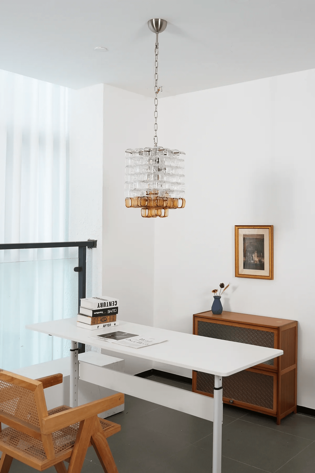 Poliarte Interlocking Glass Chandelier - Elegant Design, Adjustable He
