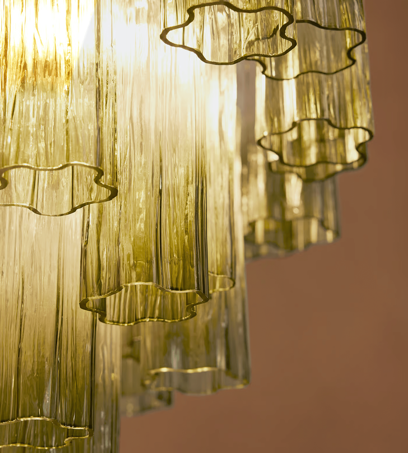 Chiara Chandelier - Elegant Crystal Design with Adjustable Height