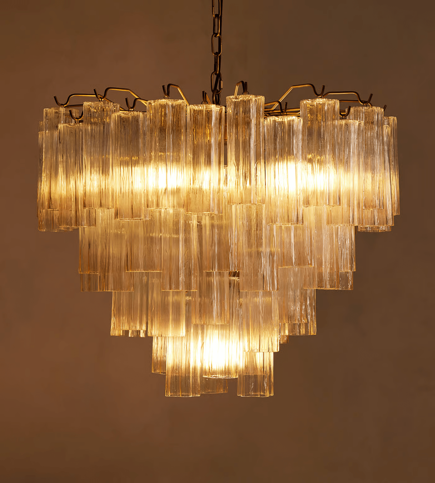 Chiara Chandelier - Elegant Crystal Design with Adjustable Height