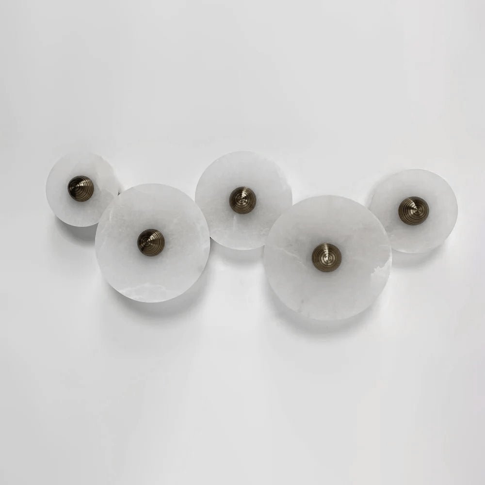 Nayra Alabaster Wall Lamp - Elegant Design with Adjustable Light Direc