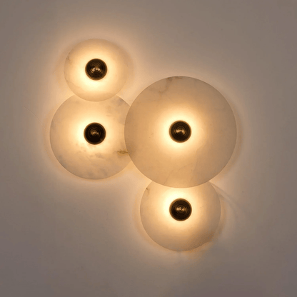 Nayra Alabaster Wall Lamp - Elegant Design with Adjustable Light Direc