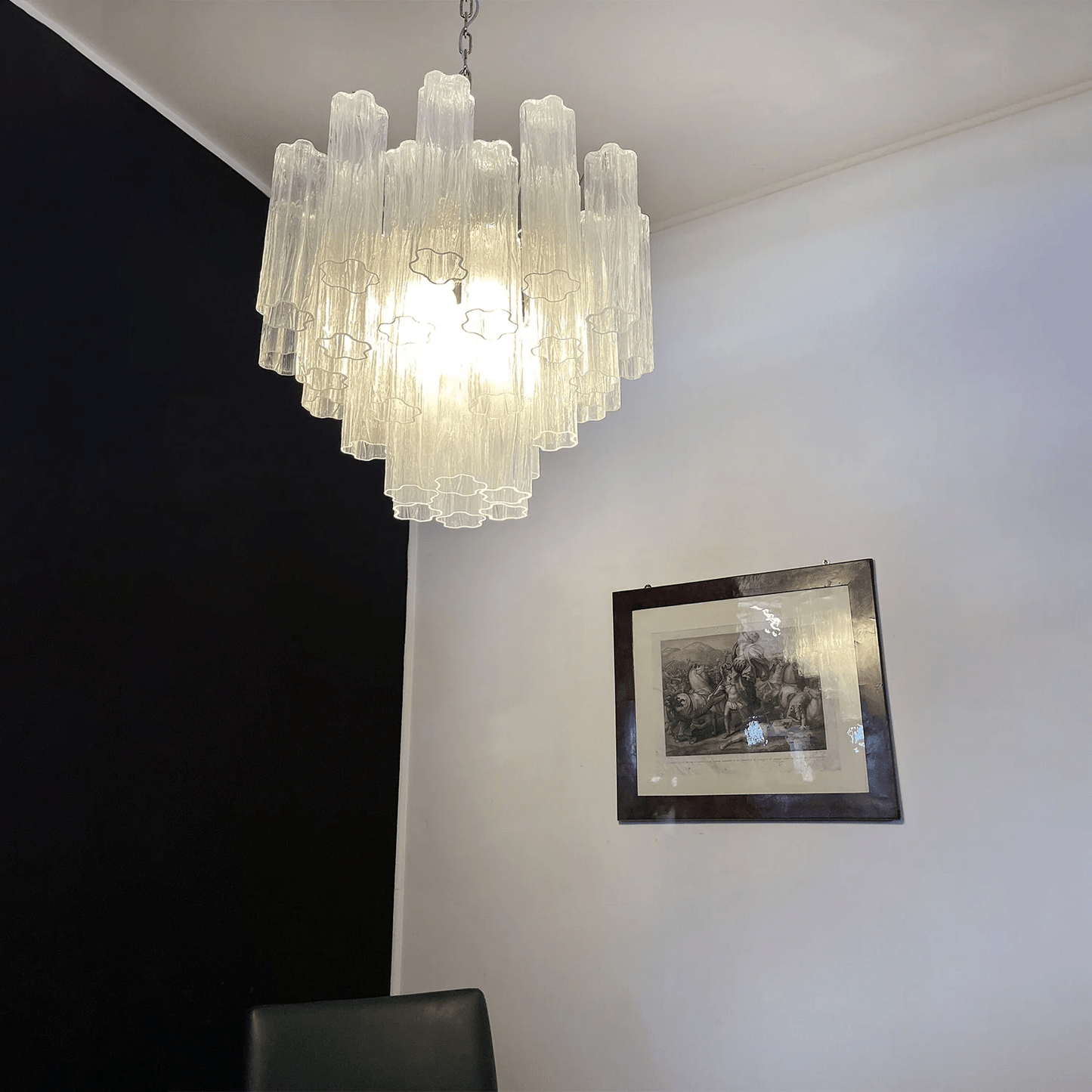 Elegant Glass Tubes Chandelier with Adjustable Height and Energy-Effic
