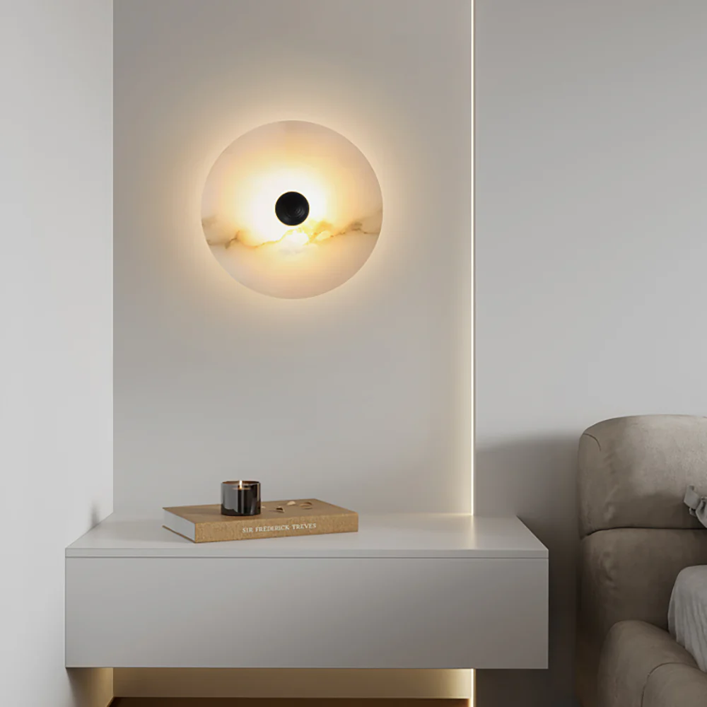 Nayra Alabaster Wall Lamp - Elegant Design with Adjustable Light Direc