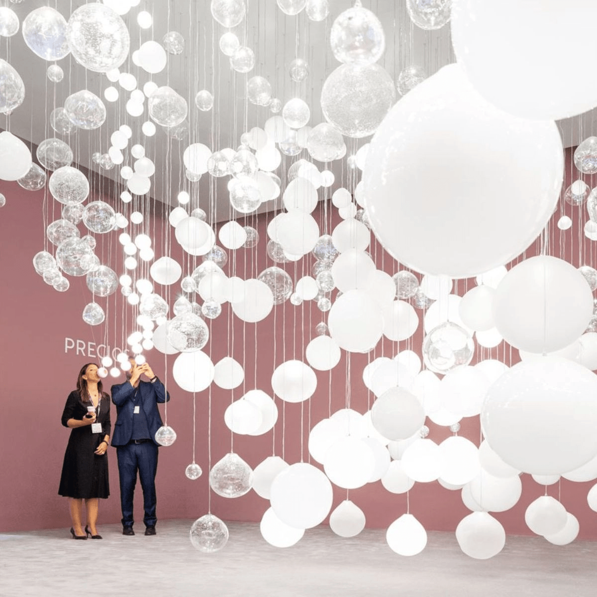 Breath of Light Customizable Chandelier with Dimmable LED and Elegant