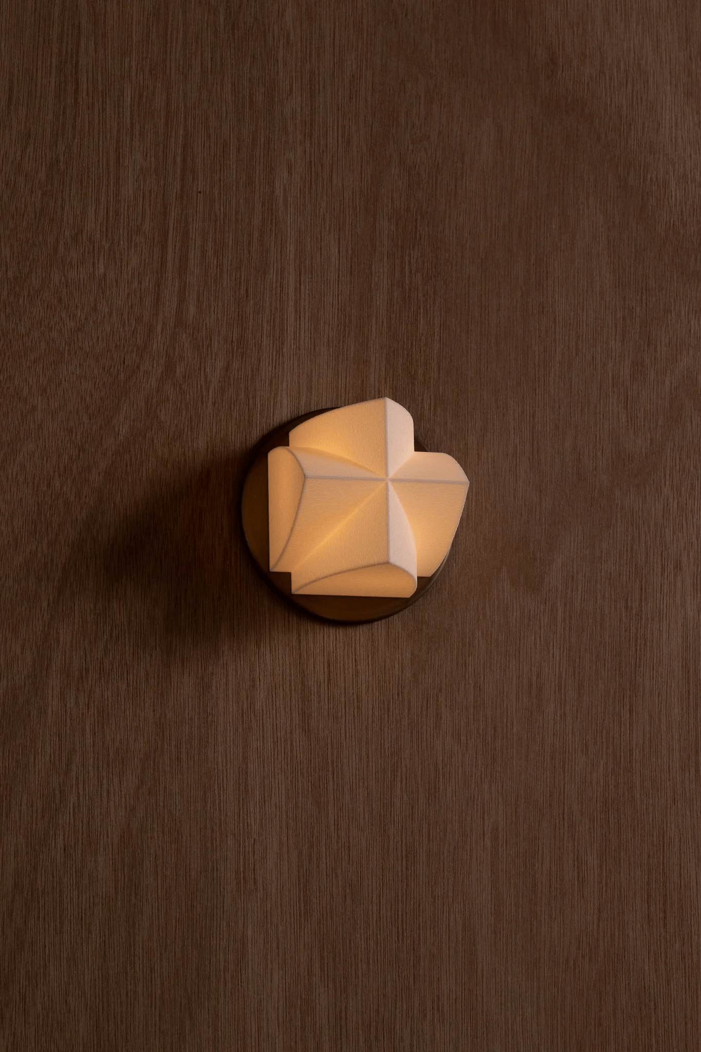 Naala Wall Sconce - Modern Design with Adjustable Brightness & Energy