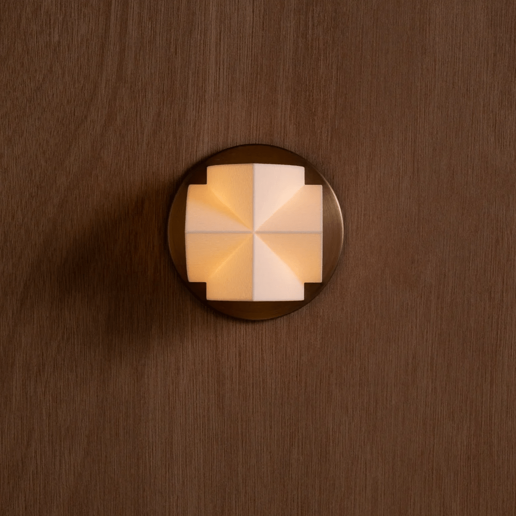 Naala Wall Sconce - Modern Design with Adjustable Brightness & Energy