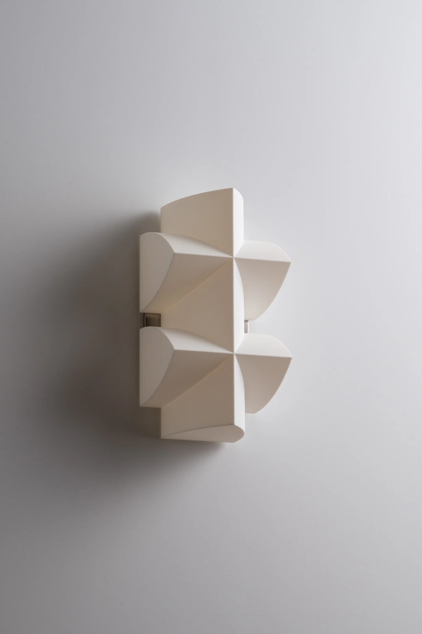 Naala Wall Sconce - Modern Design with Adjustable Brightness & Energy