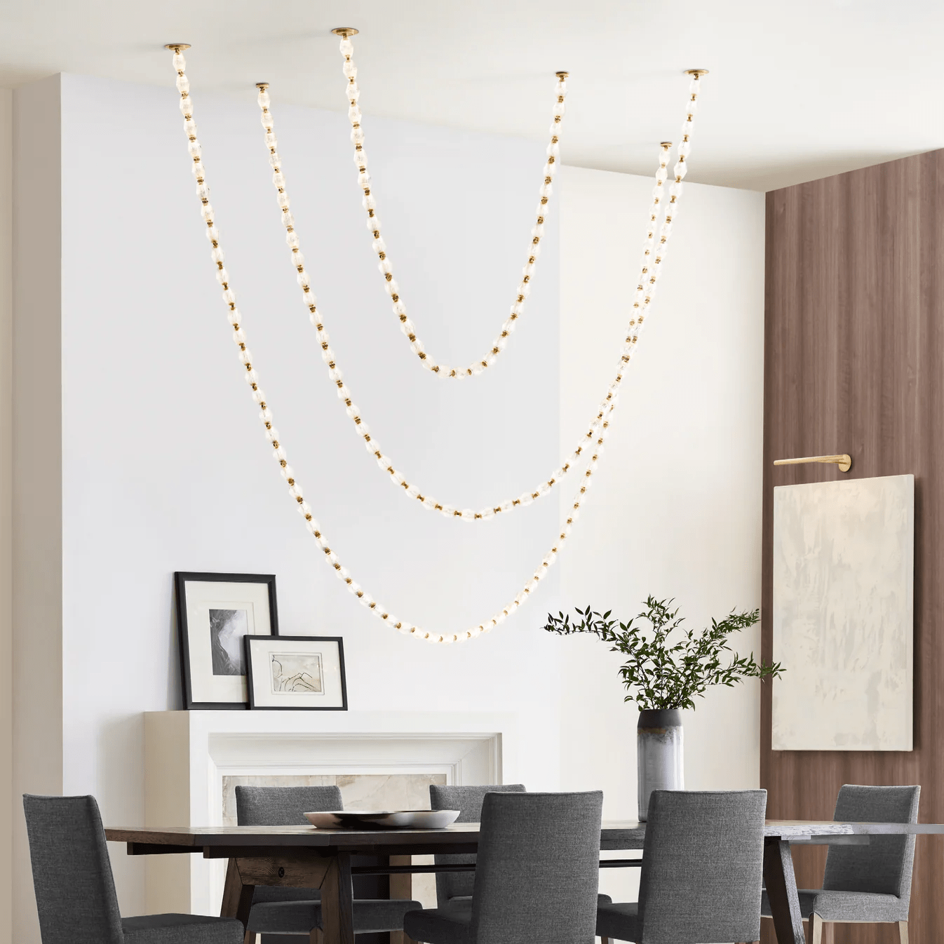 Riviere Chain Chandelier - Elegant Design, Adjustable Height, LED Comp