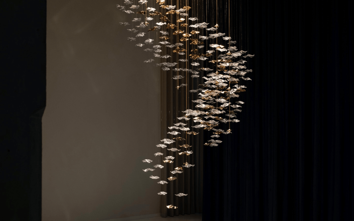 Tidal Art Glass Pendant Lamp - Handcrafted, Adjustable Brightness