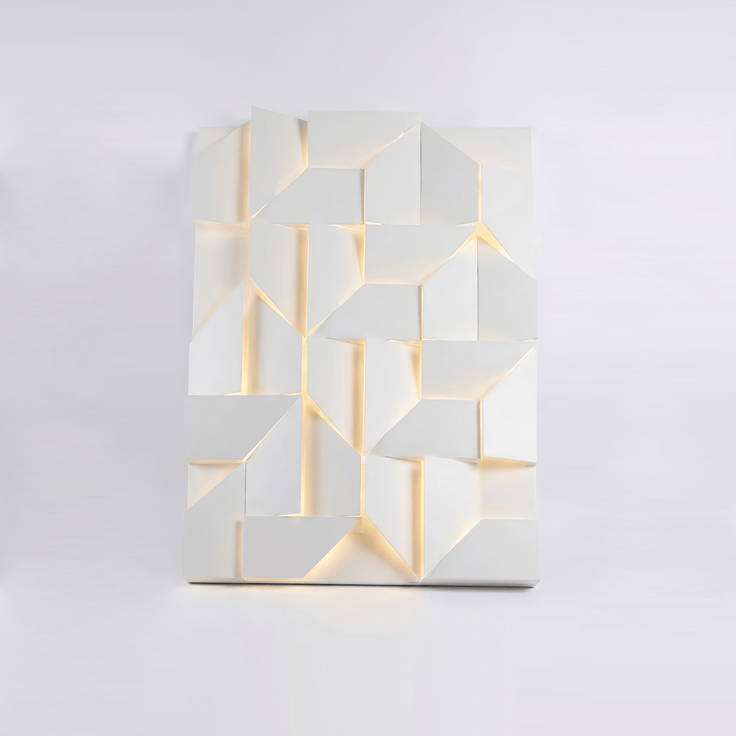 Shadows Grand Sconce - Elegant Wall Light with Adjustable Brightness