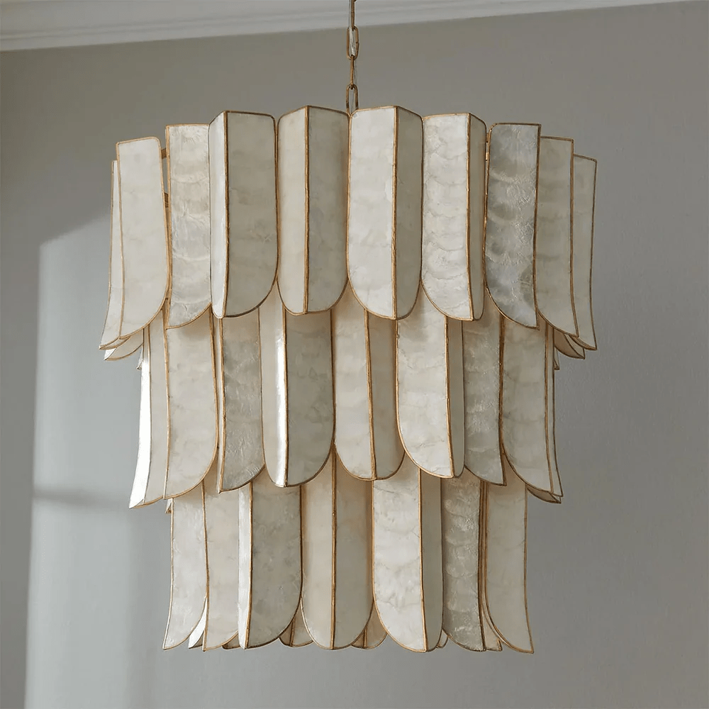 Cascara Shell Chandelier - Elegant Design with Adjustable Height & LED