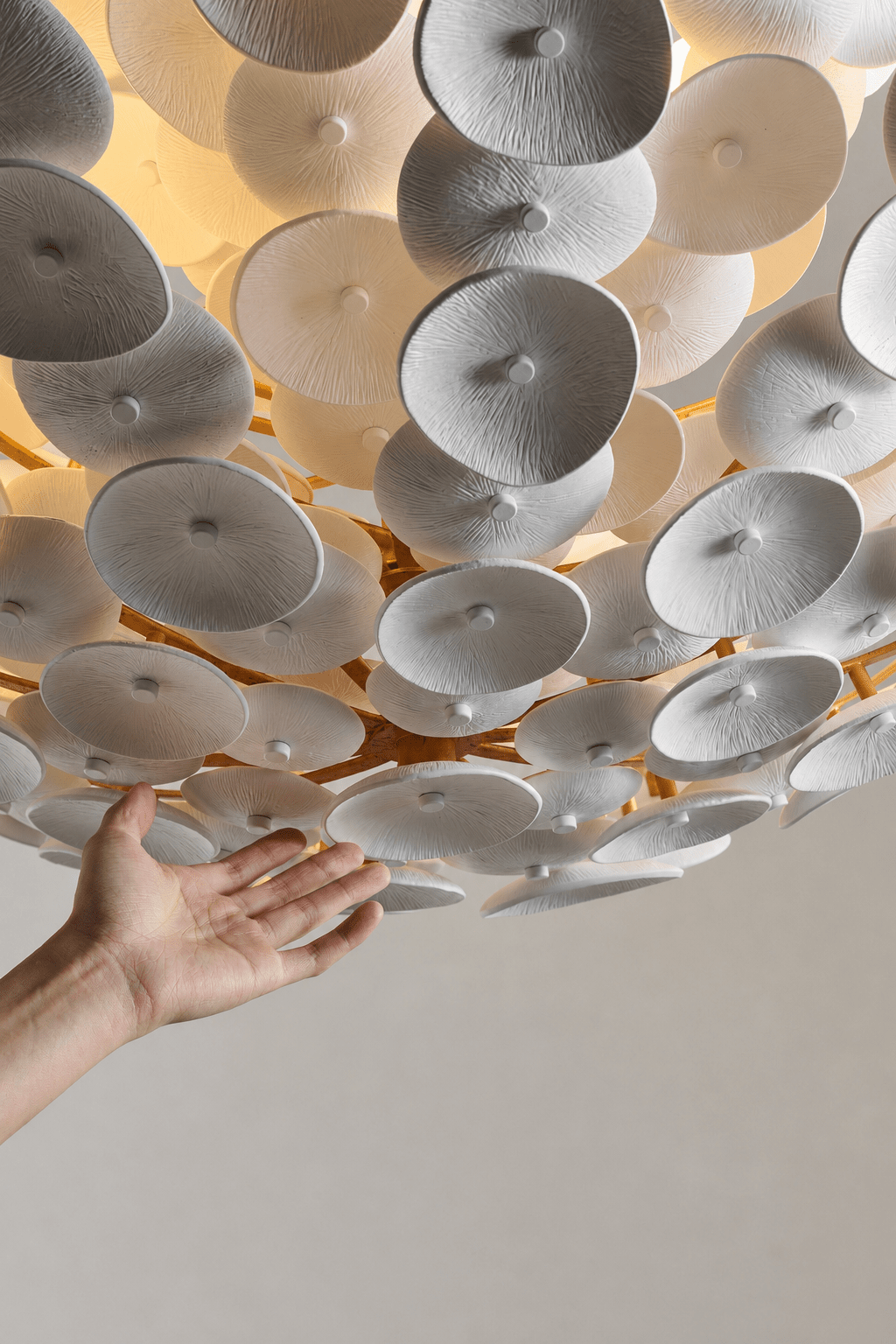 Coconut Disc Chandelier - Eco-Friendly Design with Adjustable Height