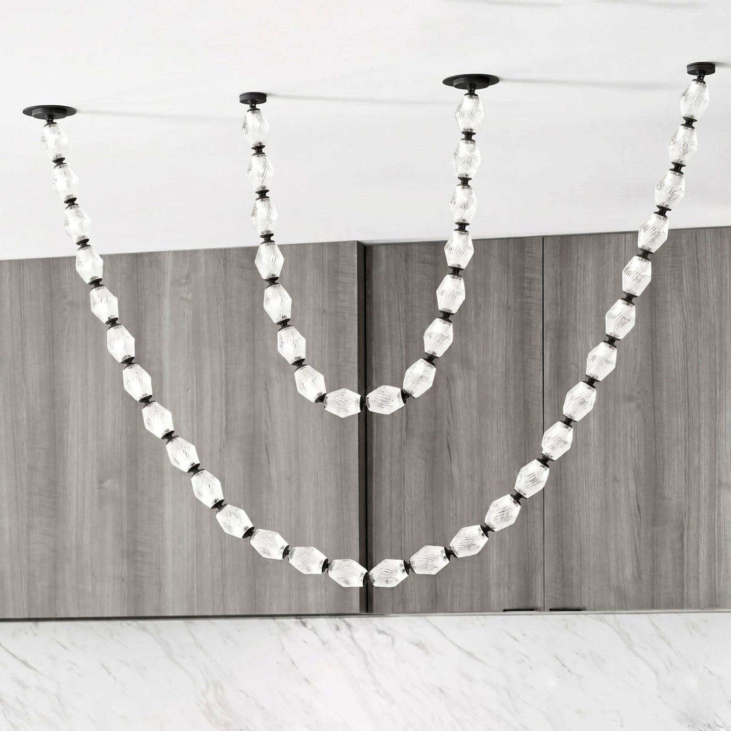 Riviere Chain Chandelier - Elegant Design, Adjustable Height, LED Comp