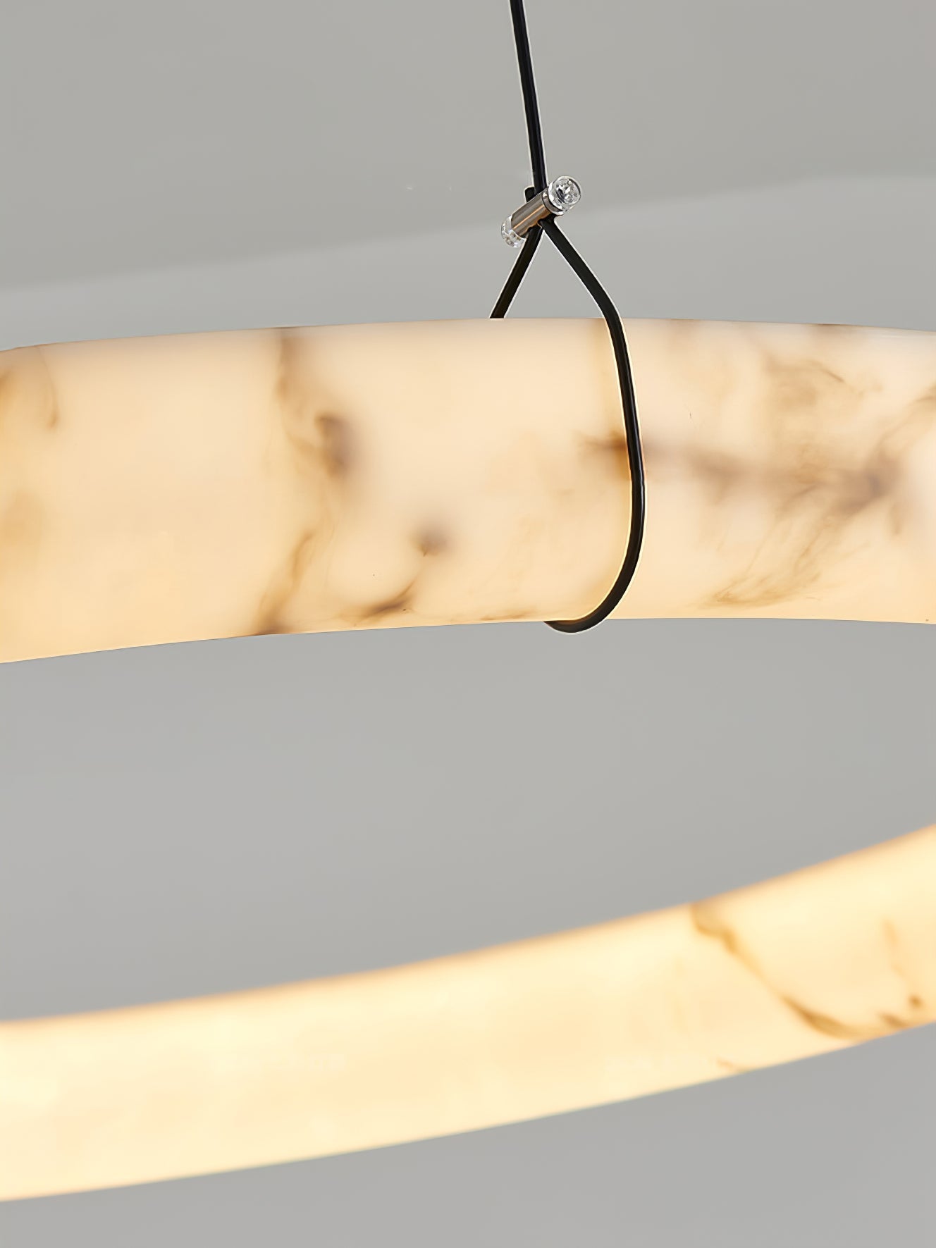 Alabaster Ring Pendant Lamp - Elegant Design with Adjustable Height