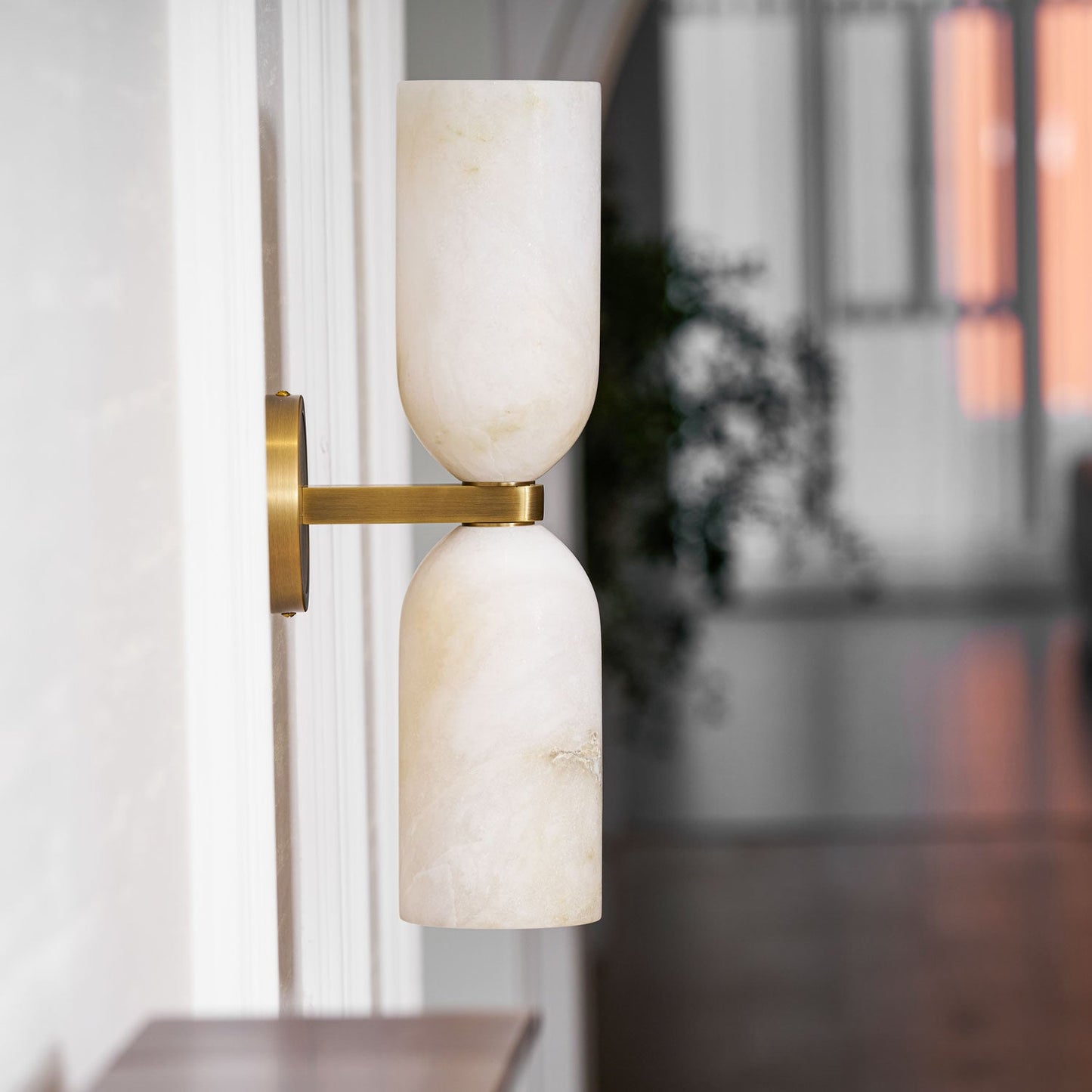 Alabaster Nexus Wall Sconce - Elegant Design with Adjustable Brightnes