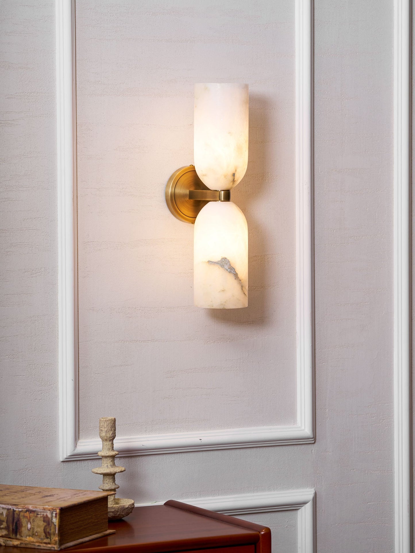 Alabaster Nexus Wall Sconce - Elegant Design with Adjustable Brightnes