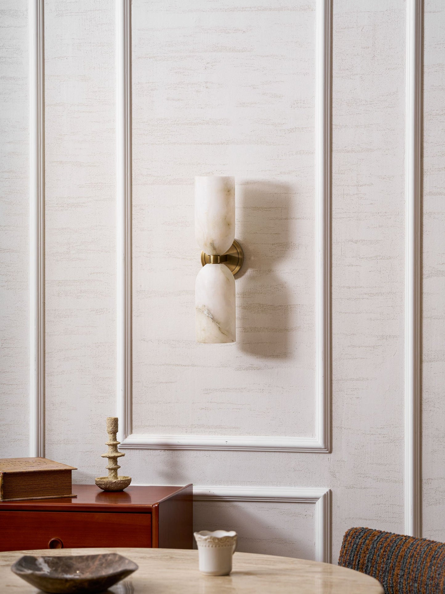 Alabaster Nexus Wall Sconce - Elegant Design with Adjustable Brightnes
