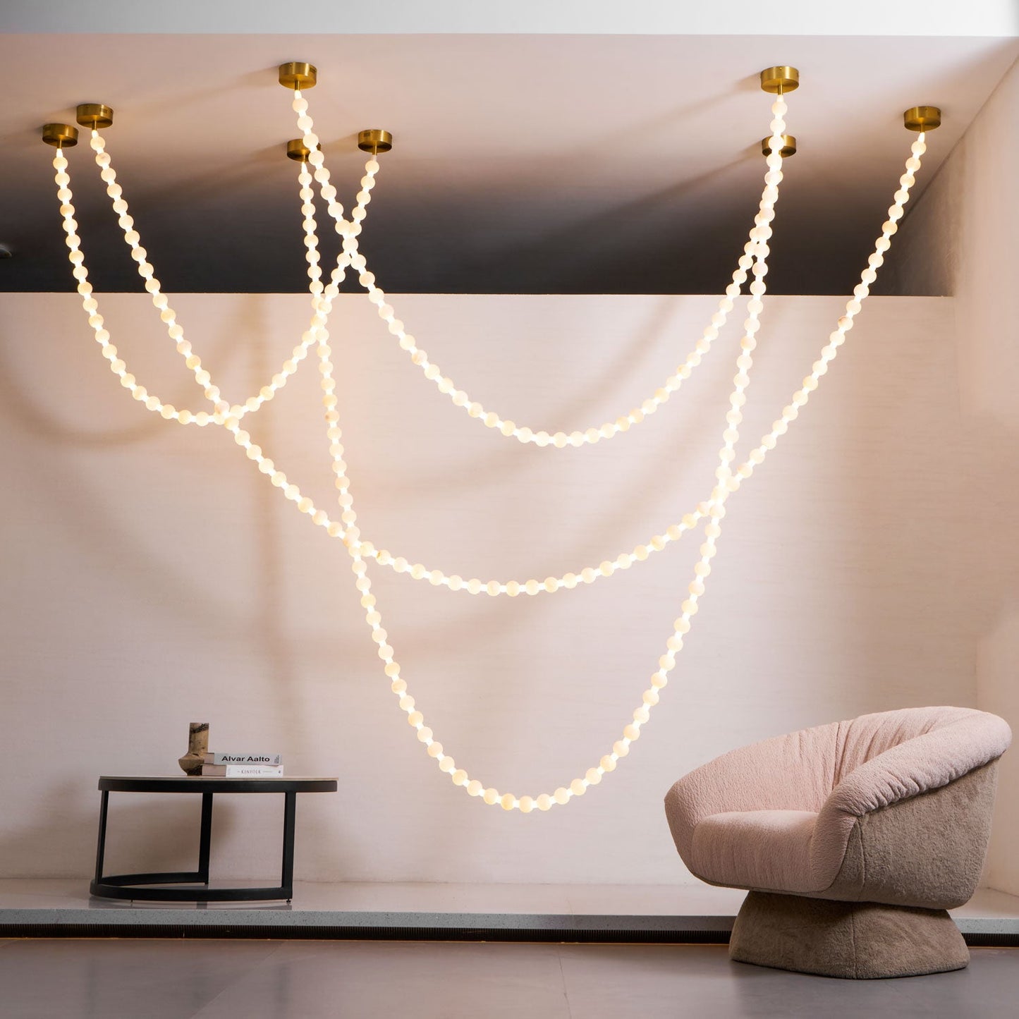Elegant Alabaster Pearl Chandelier Necklace with Adjustable Length