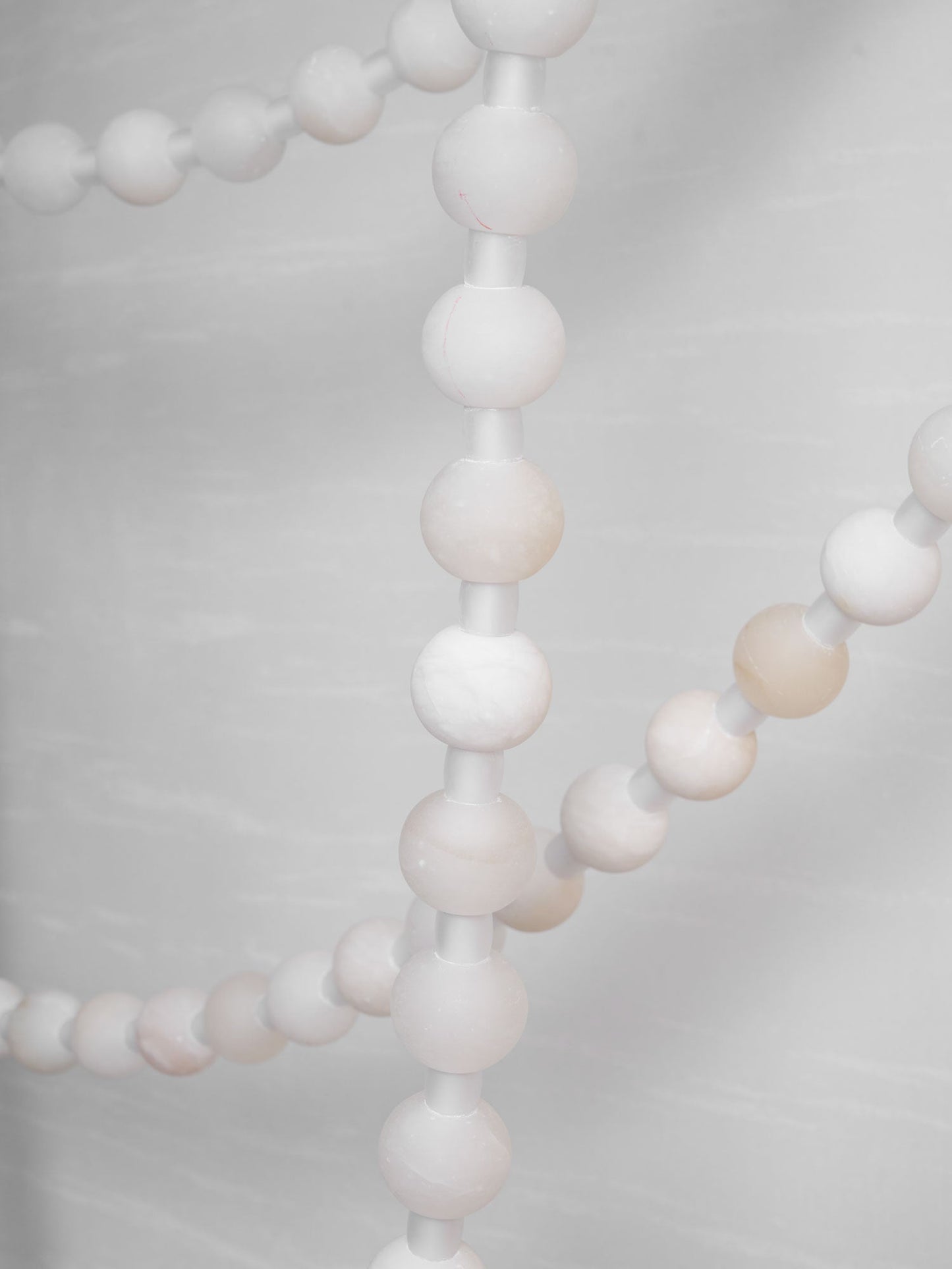 Elegant Alabaster Pearl Chandelier Necklace with Adjustable Length