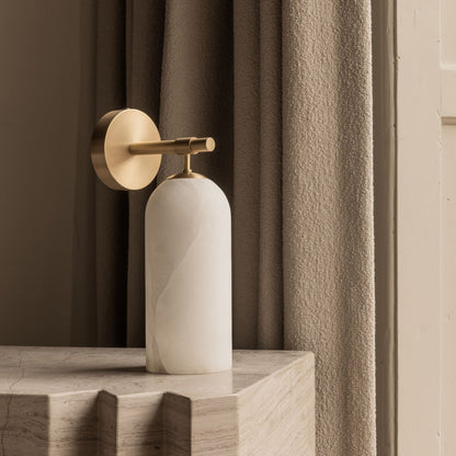 Pillar Alabaster Wall Sconce - Elegant Design, Soft Ambient Lighting