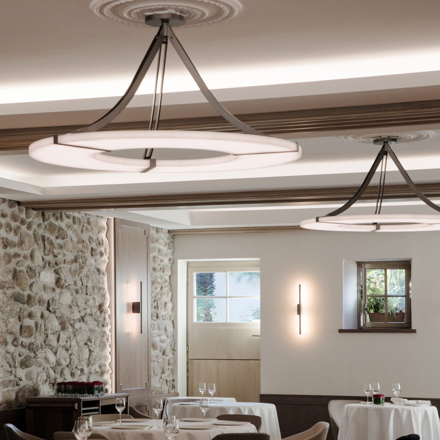 Alabaster Halo Pendant Light - Adjustable Height, Modern Design
