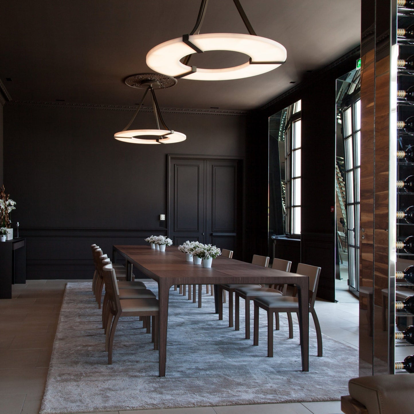 Alabaster Halo Pendant Light - Adjustable Height, Modern Design