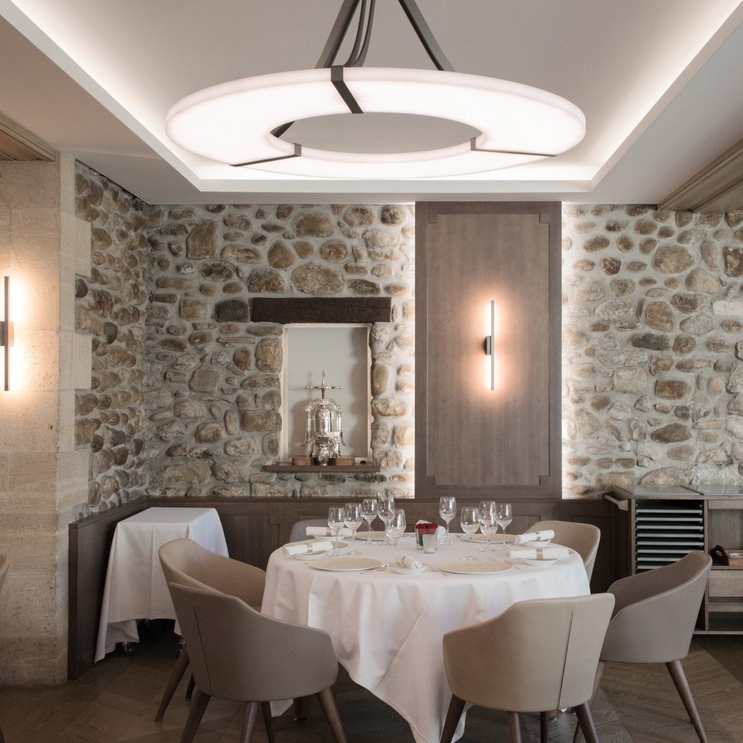 Alabaster Halo Pendant Light - Adjustable Height, Modern Design