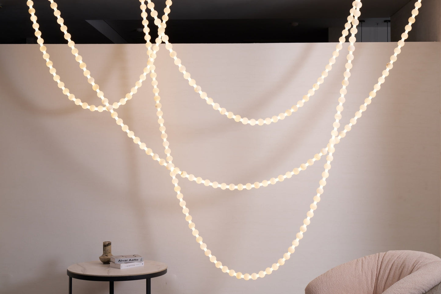 Elegant Alabaster Pearl Chandelier Necklace with Adjustable Length