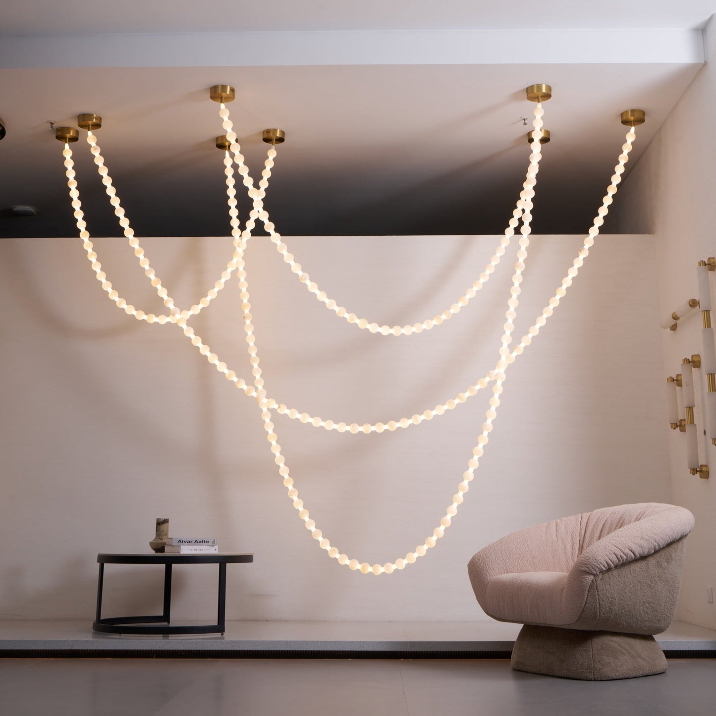 Elegant Alabaster Pearl Chandelier Necklace with Adjustable Length