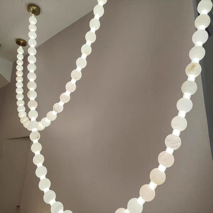 Elegant Alabaster Pearl Chandelier Necklace with Adjustable Length