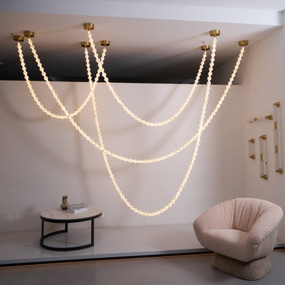 Elegant Alabaster Pearl Chandelier Necklace with Adjustable Length
