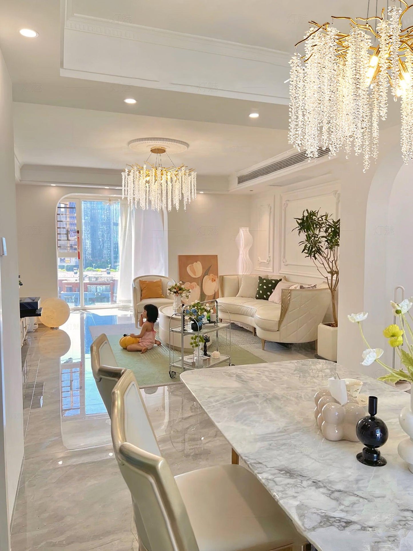 Albero Crystal Chandelier - Elegant Design with Adjustable Height & LE