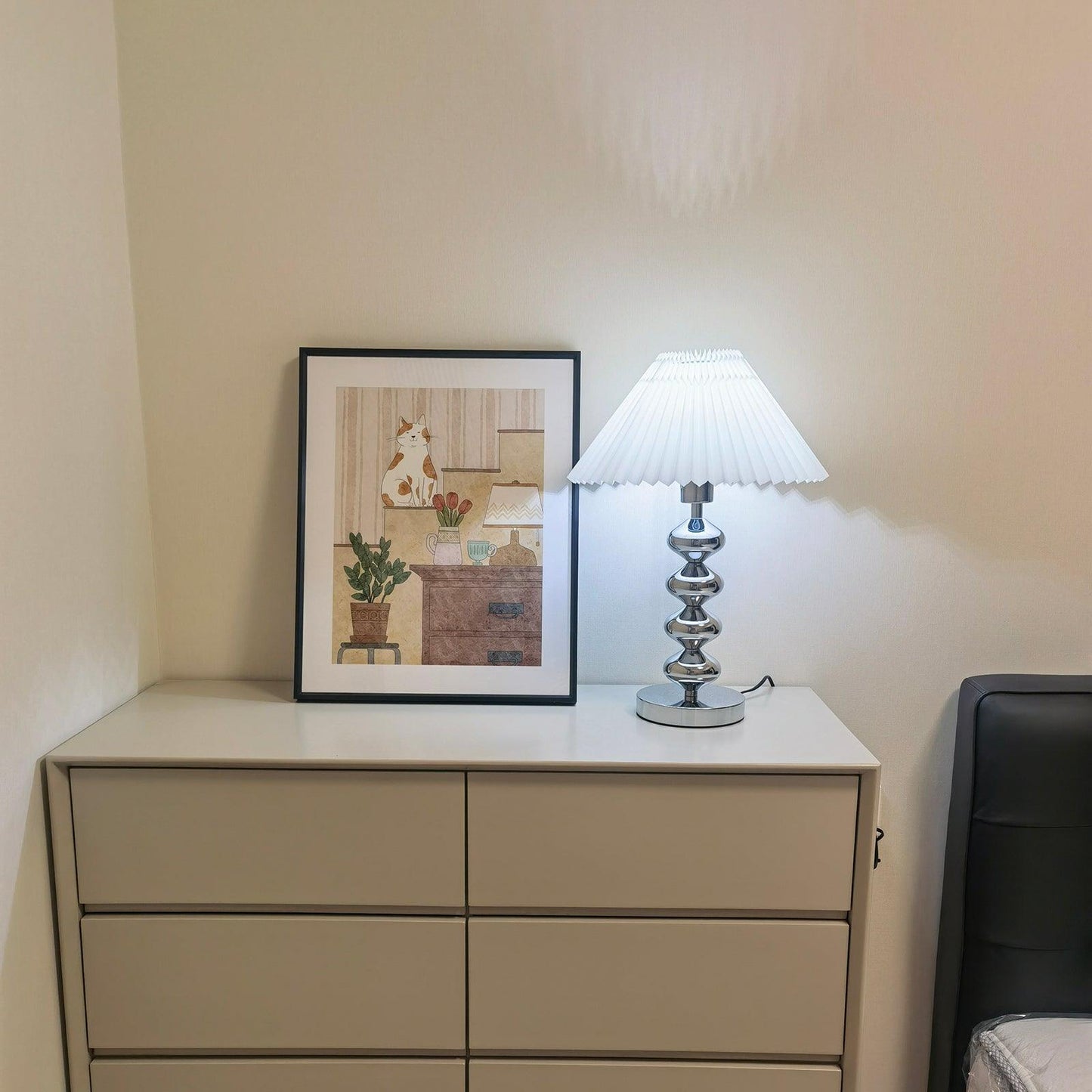 Aleisha Pleated Table Lamp - Adjustable Brightness, Elegant Design