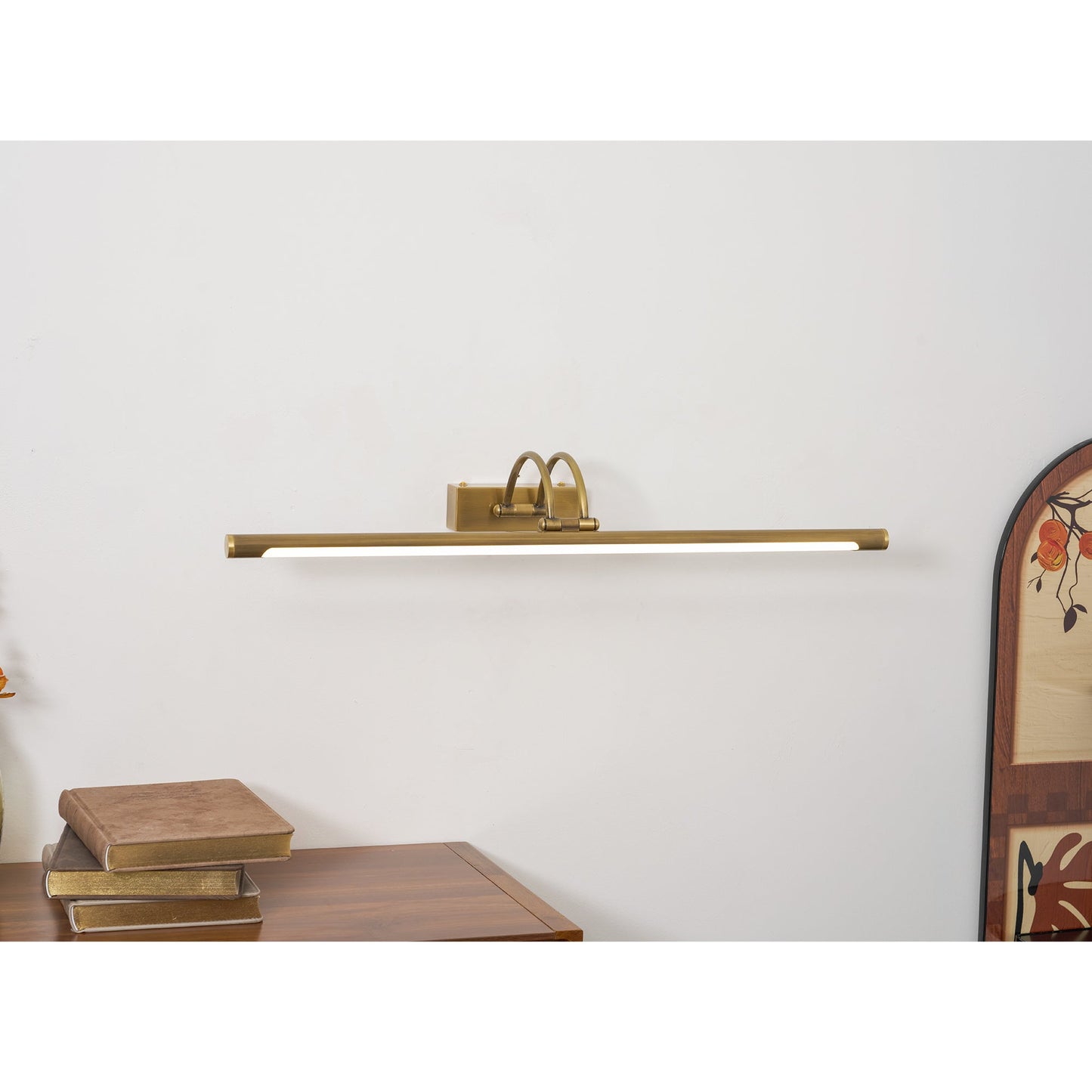 Sleek Linear Vanity Wall Light - Energy-Efficient & Adjustable Brightn