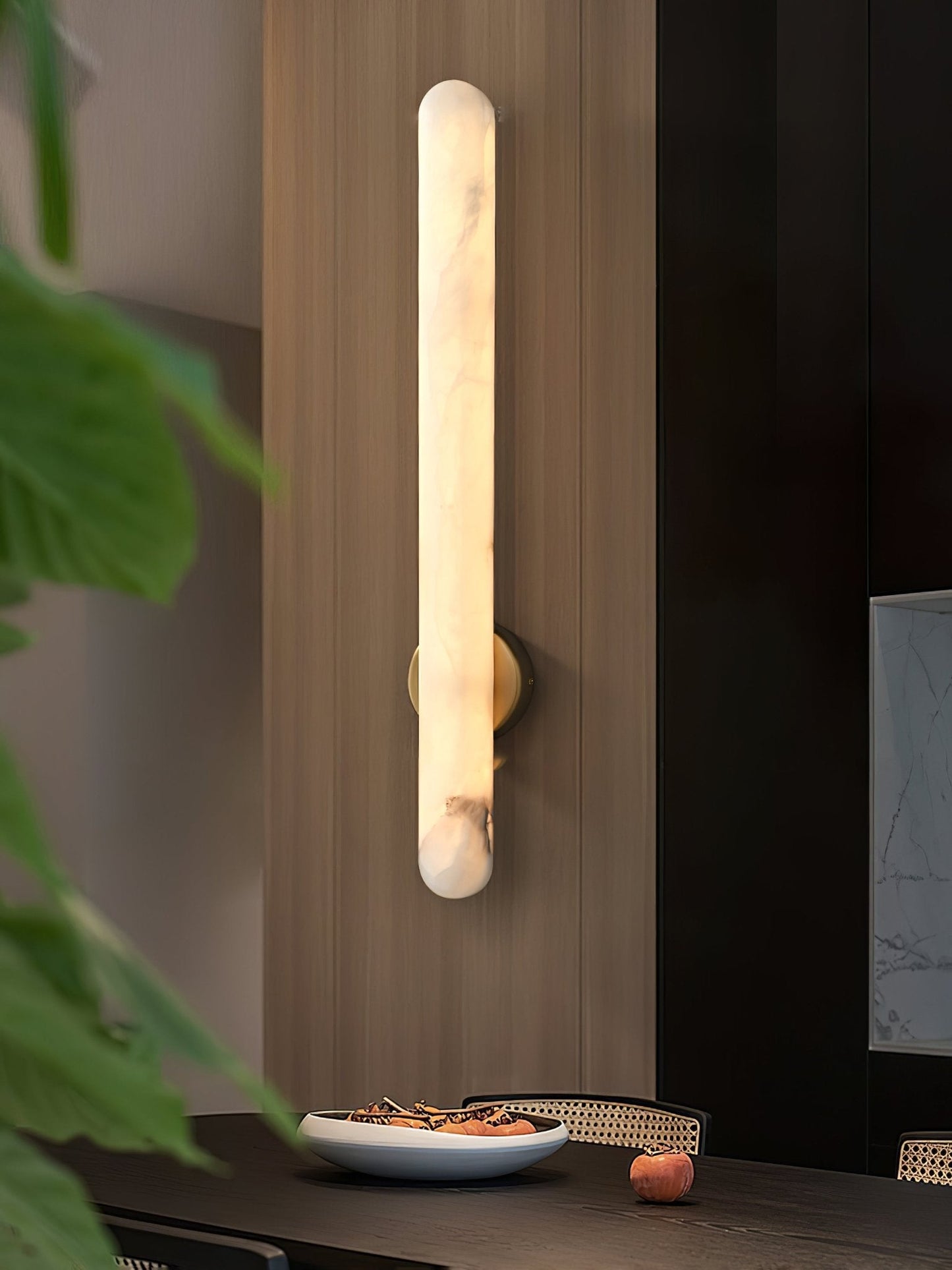 Alabaster Wall Sconce - Elegant Design, Soft Ambient Lighting