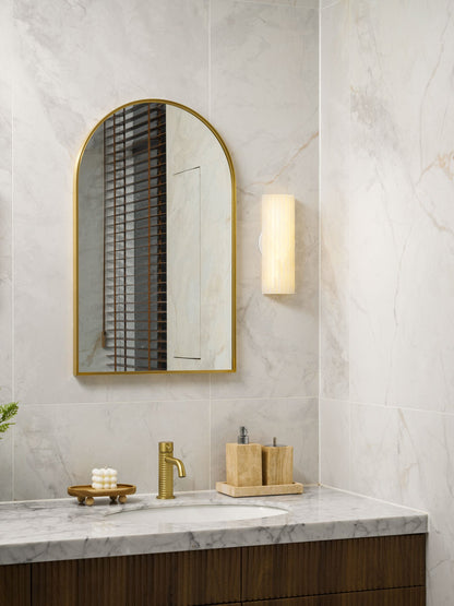 Alabaster Wall Light - Elegant Design, Adjustable Brightness