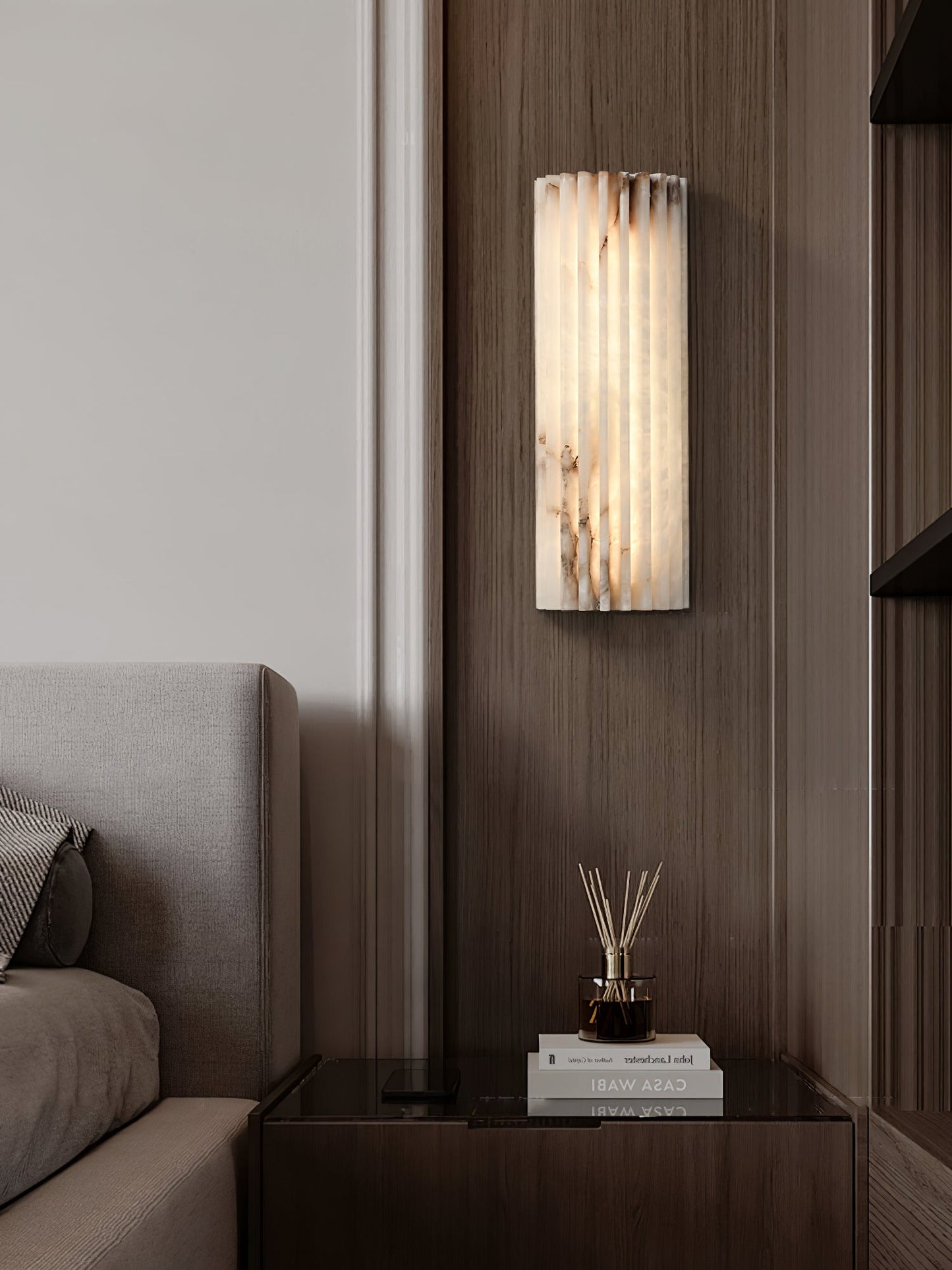 Alabaster Wall Light - Elegant Design, Adjustable Brightness
