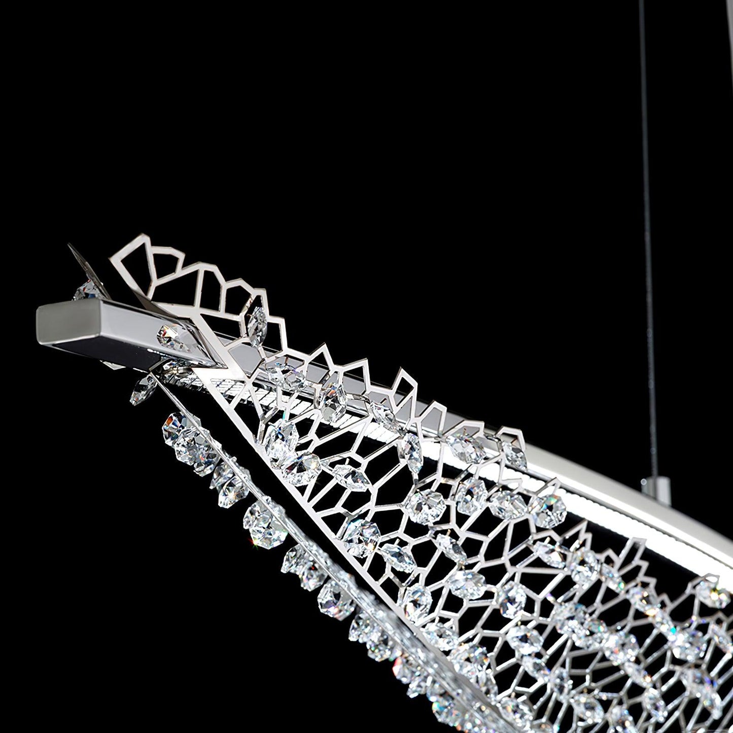 Amaca Pendant Light - Adjustable Height, Modern Design, Warm Glow