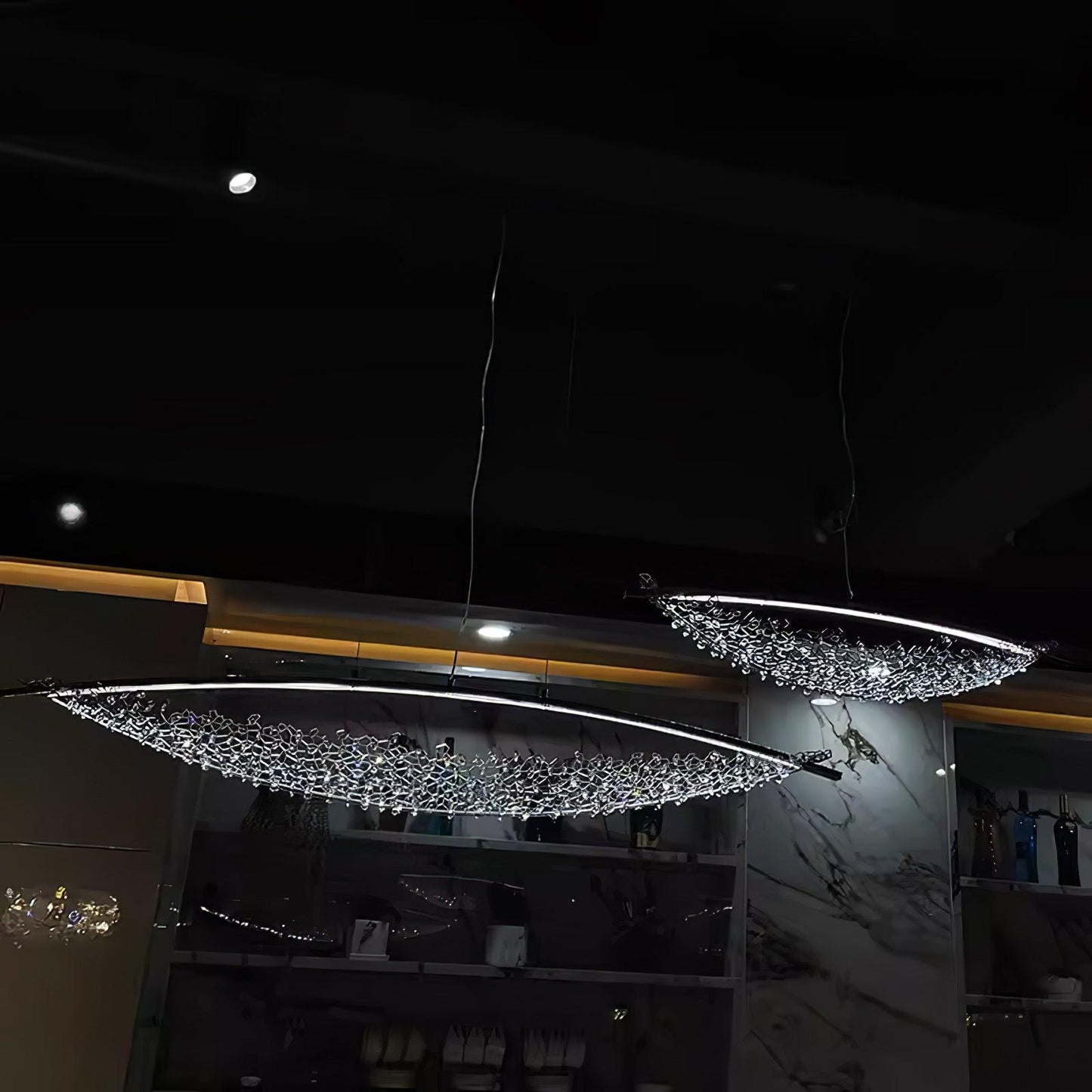 Amaca Pendant Light - Adjustable Height, Modern Design, Warm Glow