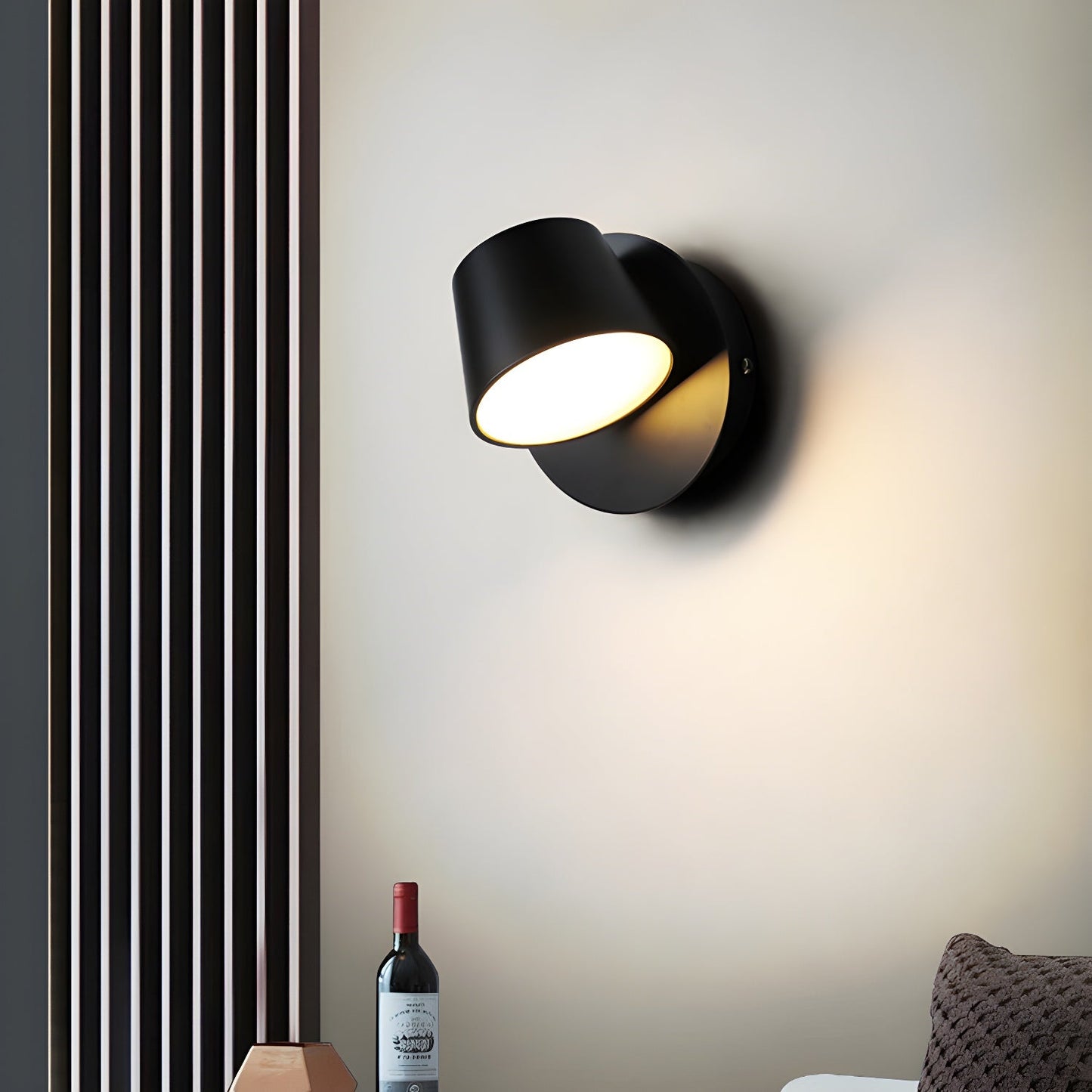 Angle Adjustable Plug-in Wall Lamp with Dimmable LED and Modern Design
